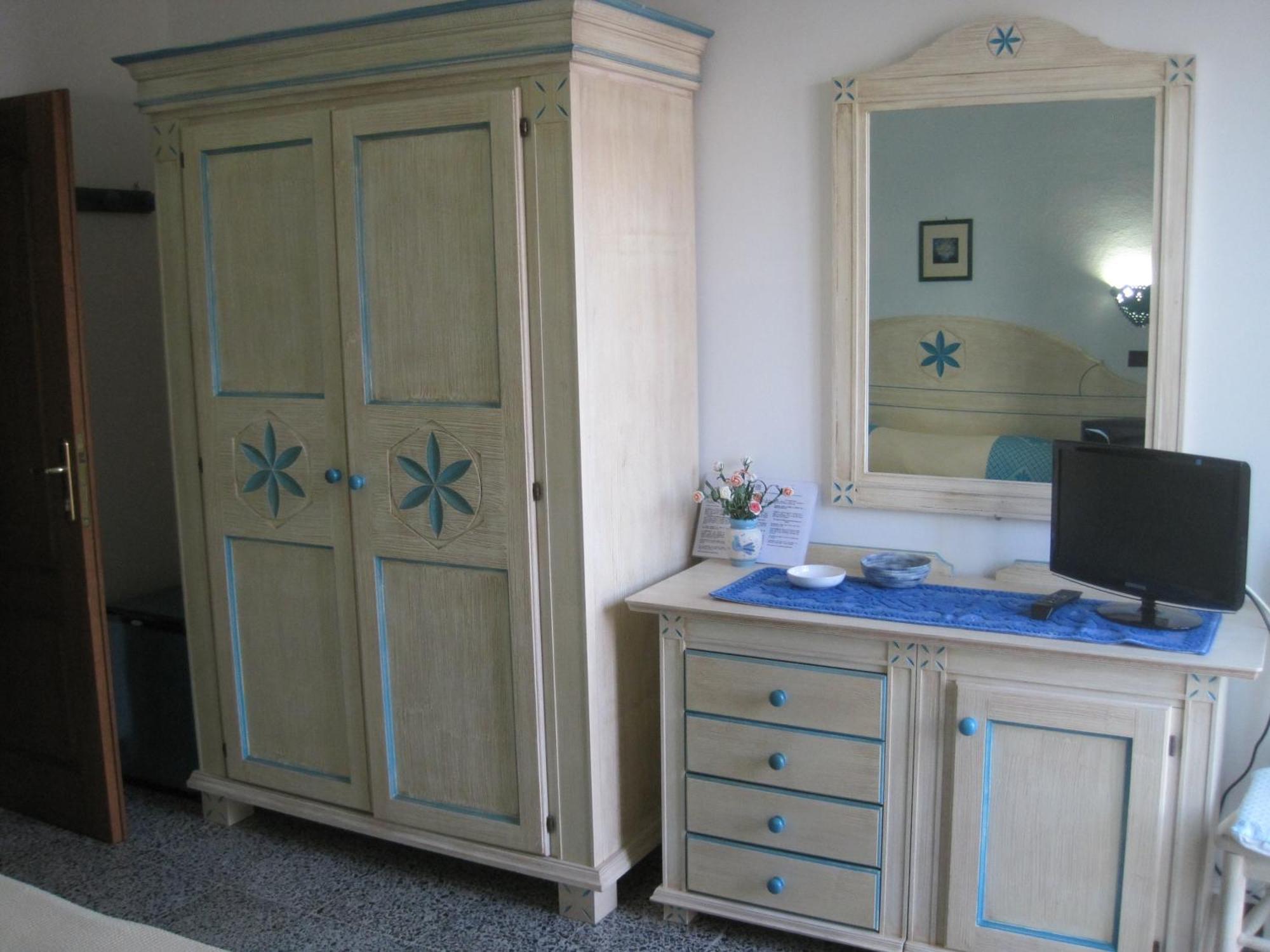 Hotel Moderno Santa Teresa Gallura Szoba fotó