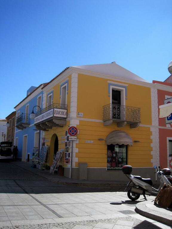 Hotel Moderno Santa Teresa Gallura Kültér fotó