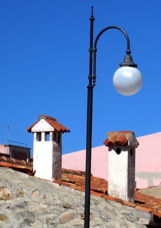 Hotel Moderno Santa Teresa Gallura Kültér fotó